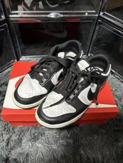 NIKE Dunk Low ブラック ホワイト スニーカーのサムネイル