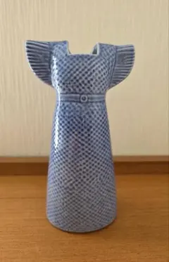 リサ・ラーソン　ワードローブ　ベースドレスのサムネイル