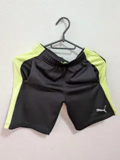 PUMA ハーフパンツ 140cm ブラック×イエロー