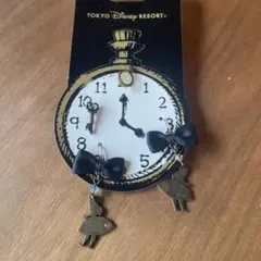 東京ディズニーリゾート 時計モチーフ ピアス