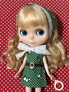 ☆SALE☆ネオブライス　レトロなお花と水玉のお洋服　アウトフィット