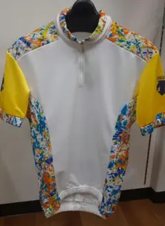 【新品、未使用】DESCENTE　デサント　サイクル　ジャージ　レディースMのサムネイル