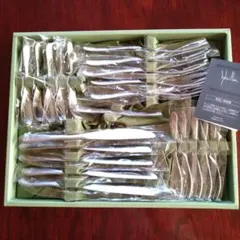 ♦︎カトラリーセット Thai Parn 木製収納ケース付き - メルカリ