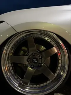 ジスタンスw5s 20インチのサムネイル