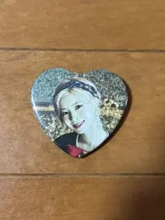 TWICE ダヒョン ハート缶バッジ