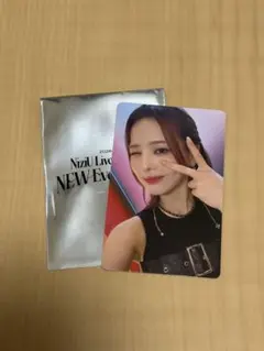 NiziU NEW EvoNUtion グッズ 1万円 購入 特典 トレカ マコ