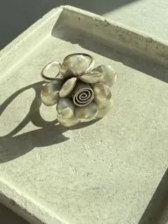 Item thumbnail for item 5de4c9ff-9672-4999-b91a-9ff6e4c68b61