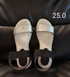 Velikoko フラットサンダル25.0
