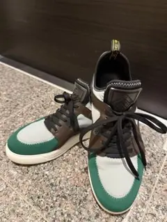 FENDI メンズスニーカー