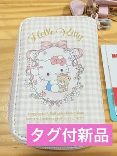 ハローキティ　キーケース　サンリオ　タイニーチャム　しまむら