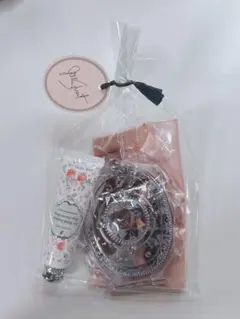 【新品】JILL STUARTギフトセット　ハンドクリーム ミラー ポーチ