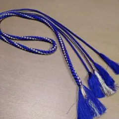 金色と紫色の豪華な帯締め　振り袖に