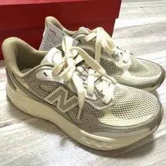 New Balance Fresh Foam スニーカー 23.5cm新品未使用