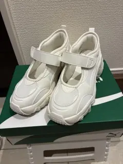 PUMA ホワイト パルサーウェッジサンダル 23.5cm