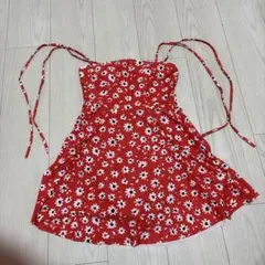 花柄赤ワンピース水着　体型カバー　パット付き