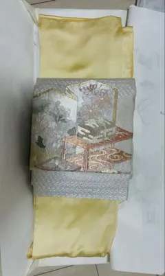 袋帯のみ　可愛い　白シルバー袋帯　花柄　文箱　ピンク　六通柄