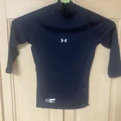 アンダーアーマー　アンダーシャツ　七分丈　Sサイズ　紺色