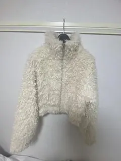 EMODA クリーム色 クロップドファーコート