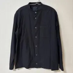 無印良品 バンドカラー 黒 長袖シャツ Mサイズのサムネイル