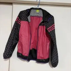 ウィンドブレーカー 黒 ピンク 水玉模様