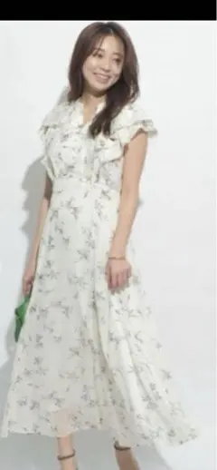 ジャスグリッティー　花柄フリルワンピース