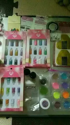 届いてすぐ ジェルネイルが楽しめます。のサムネイル
