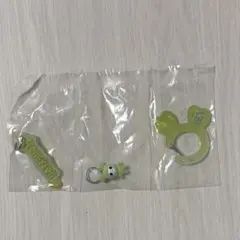 TWICE LOVELYS アクリルカナビラ　フロッキーマスコット　ジョンヨン