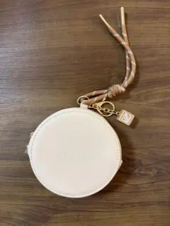 新品/未使用　エスティーローダー　ポーチのサムネイル
