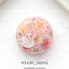 レジン ドライフラワー うさぎさんのヘアゴム - メルカリ