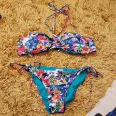 ピークアンドパイン　インポート　水着　ビキニのサムネイル