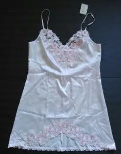 パルファージュ「クリスマスローズ」スリップ 85(M) サテン　ワコール