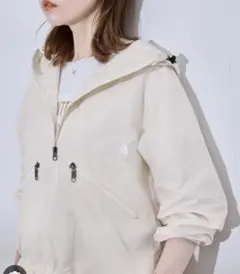 ノースフェイス　ショートコンパクトジャケット