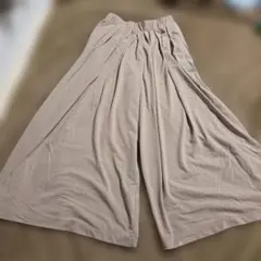 ガウチョパンツ ベージュ Mサイズ 汚れあり　UNIQLO　ユニクロ