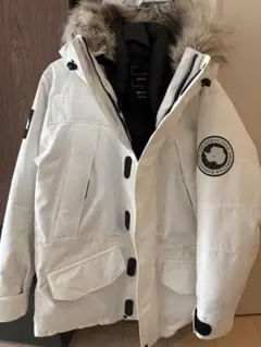 アークティックエクスプローラーBELUGA サンドベージュ XS - メルカリ