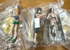 ワンピース食玩 ナミ、ロビン、ハンコックセット