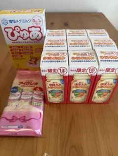 〈明治ほほえみ〉らくらくミルク　缶+おまけ