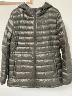 【美品】UNIQLOウルトラライトダウンジャケット　レディースL　ブラウン　軽い