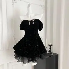 ブラックオフショルダーワンピース
