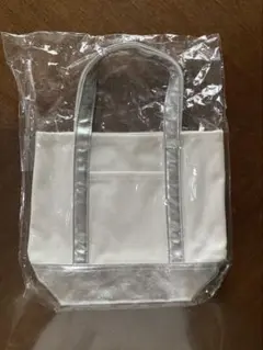 アユーラ　トートバッグのサムネイル