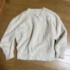 GU白いセーター　ＸＬ　女性