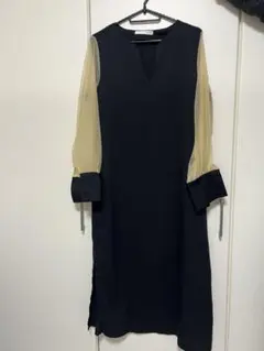 ネイビー Vネック パーティードレス