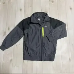 Nike グレー ジャケット XS ナイキ　130