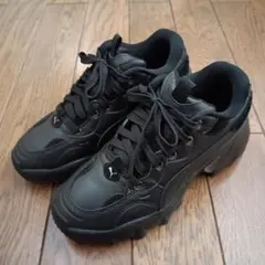PUMA ウィメンズ パルサー ウェッジ ウィンタライズ スニーカー ブラック