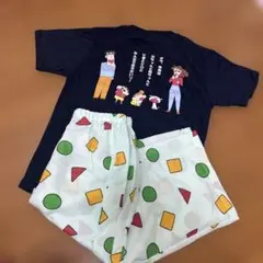 新品　Ｍ　メンズ　クレヨンしんちゃん半袖ルームウェア　パジャマ