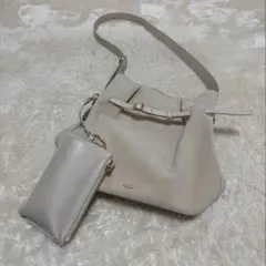 ショルダーバッグ 小物入れ付き　お値下げ中