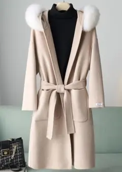 新品 フード付きフォックス衿☆優しい雰囲気のカシミヤ混ウール ロングコート