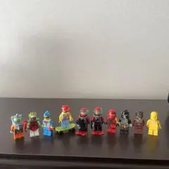 レゴ　ミニフィギュア 10体セット激安！