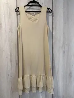 a.v.v standard ノースリーブワンピース ベージュ