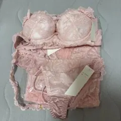 ダイアナ ブラジャーショーツセット E65 ピンク | Mercari