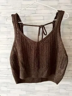 GU ニットビスチェ